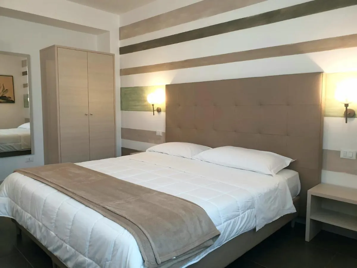 Hotel Grel Chiaramonte Gulfi 2*,